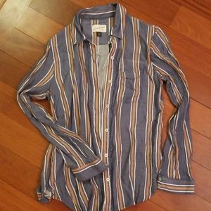Striped linen button-up